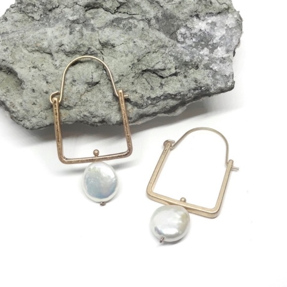 New Anthropologie Gold Square Baroque Hoop Earrings - Picture 7 of 7